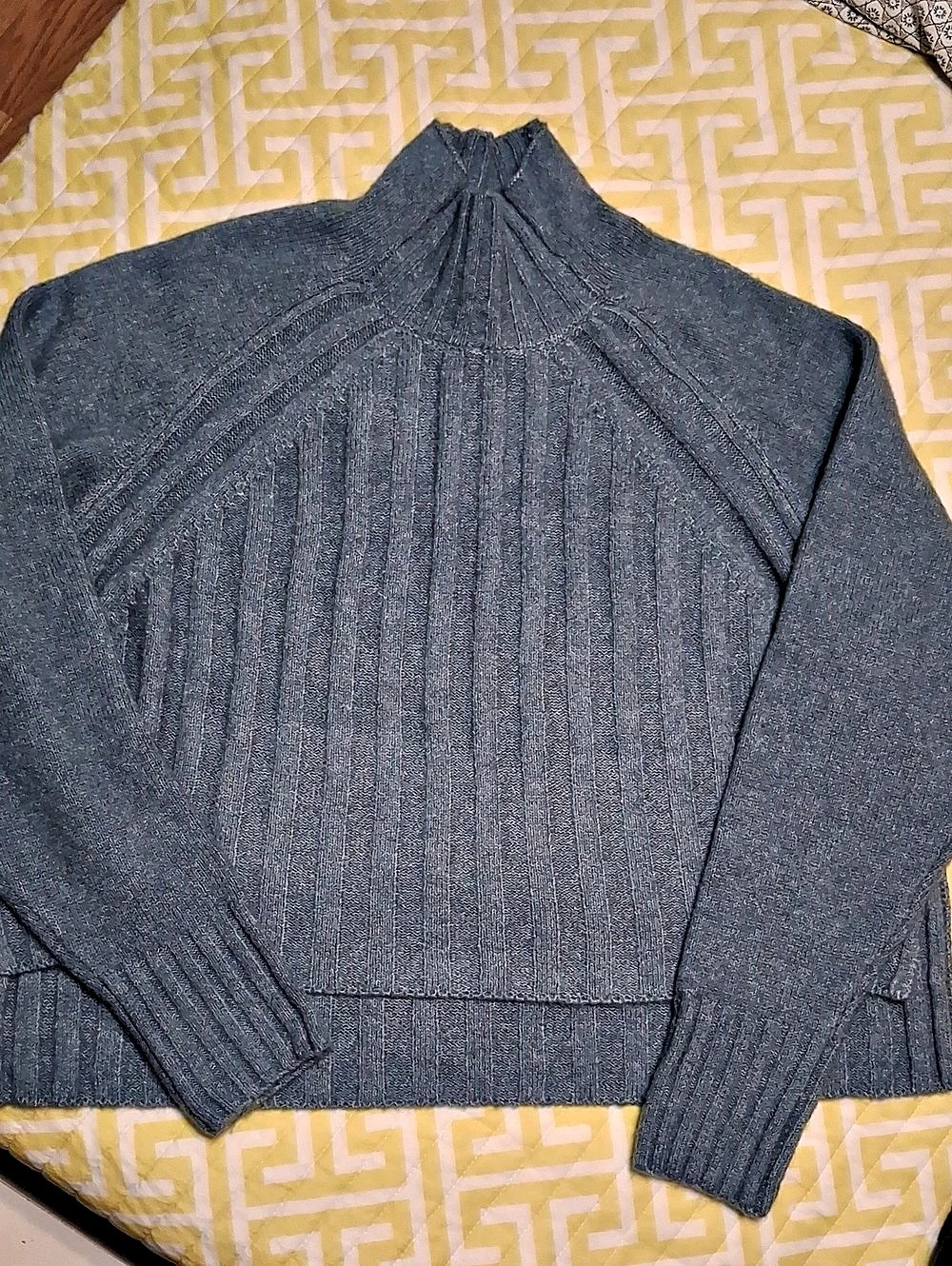&merci & Ribbed Turtleneck Sweater in Gray Size Small NWT